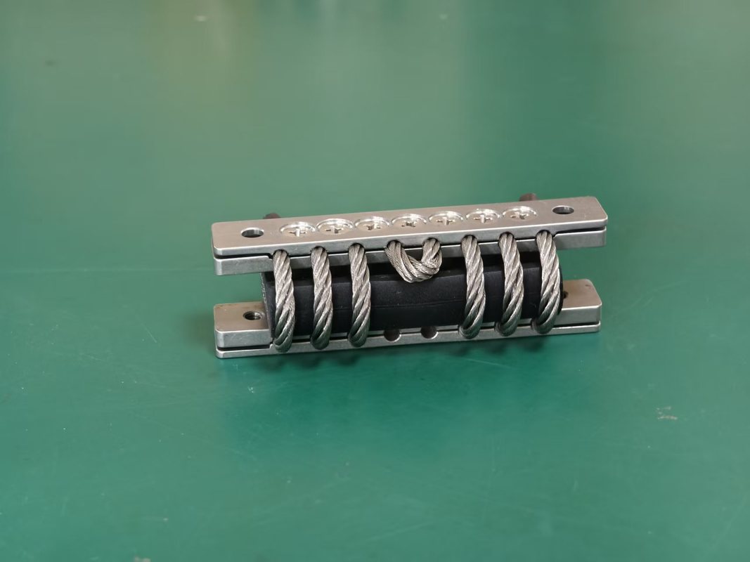 جداکننده ارتعاش سیم بکسلی GX-60A(N) قابل تنظیم با مقاومت خوب در برابر شوک حرارتی و ساختار تمام فلزی برای عملکرد پایدار